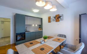 Luxury Apartment Revita